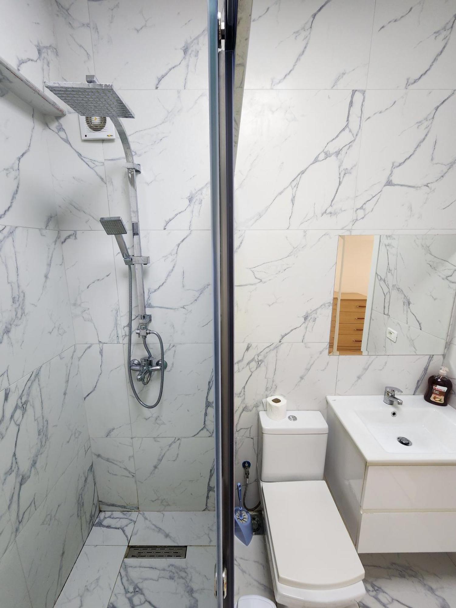 2E Apartment Myslym Shyri ติรานา ภายนอก รูปภาพ